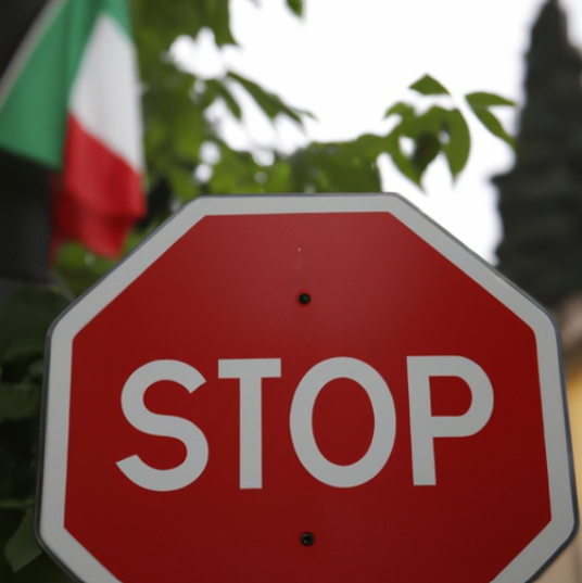 "L'Italie dit stop" (Shutterstock)