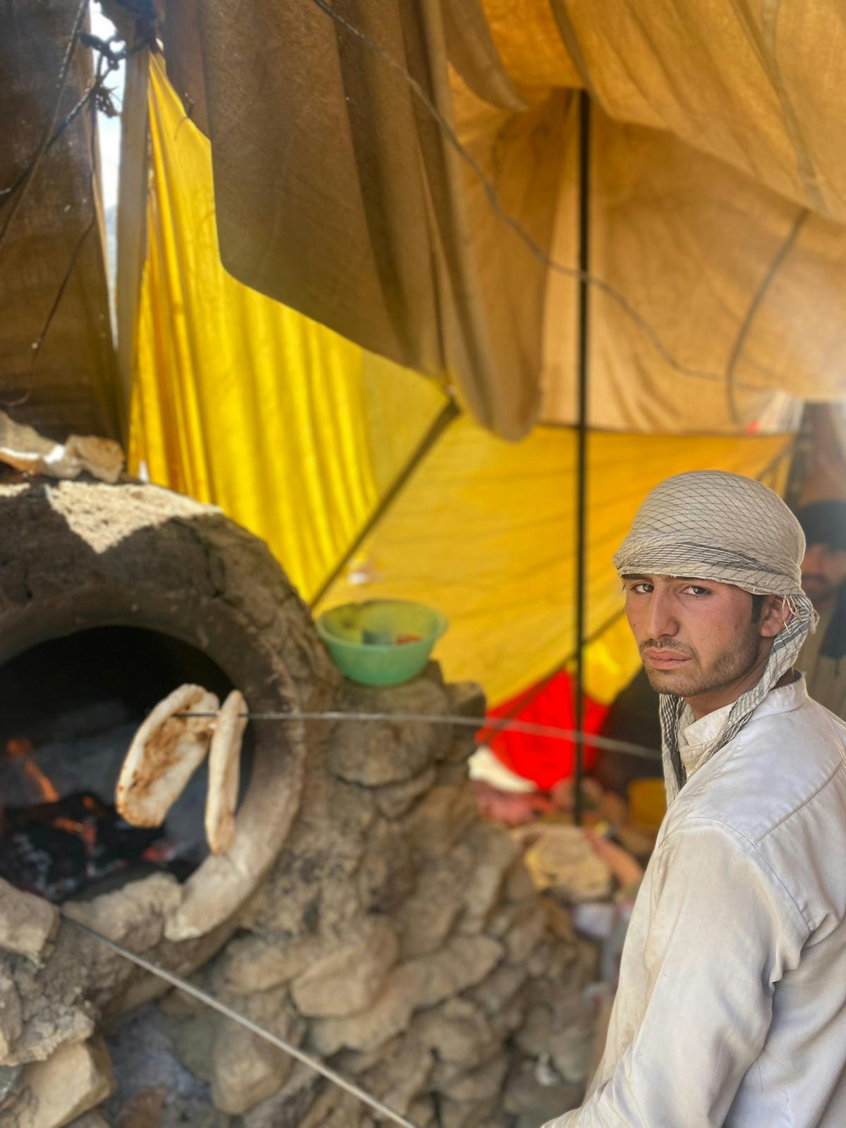 A baker and his DIY oven