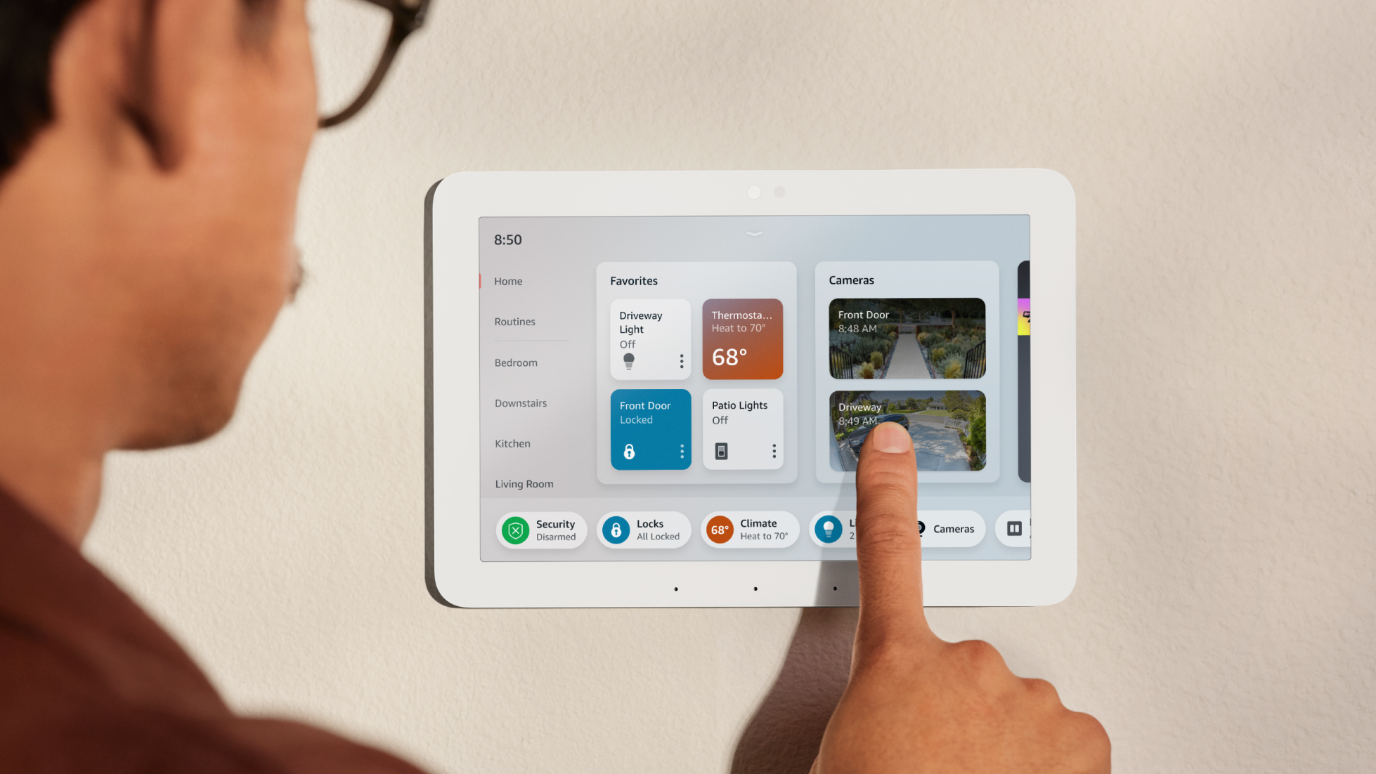 Echo Hub (image : Amazon)