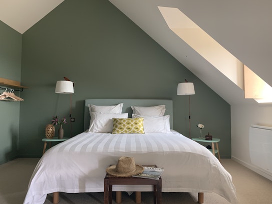 Chambre des Jardins de la Matz - couleur au mur : Card Room Green, Farrow & Ball